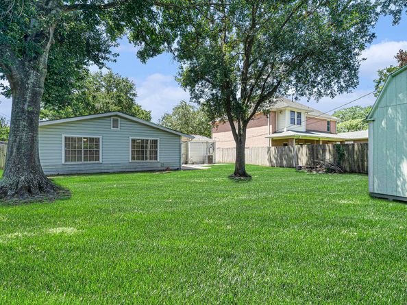 1720 Libbey Drive, Houston TX 77018