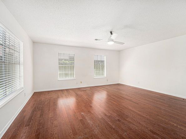 1720 Libbey Drive, Houston TX 77018