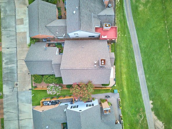 7631 Ameswood Road, Houston TX 77095