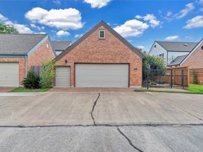 7631 Ameswood Road, Houston TX 77095