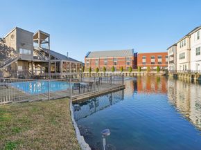 2023 Gentryside Drive 108, Houston TX 77077