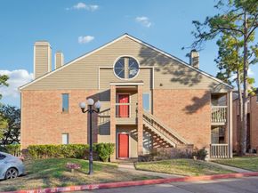 2023 Gentryside Drive 108, Houston TX 77077