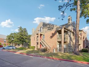 2023 Gentryside Drive 108, Houston TX 77077