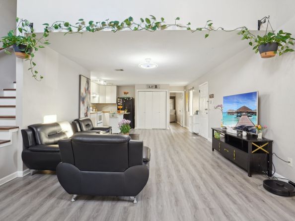 2023 Gentryside Drive 108, Houston TX 77077
