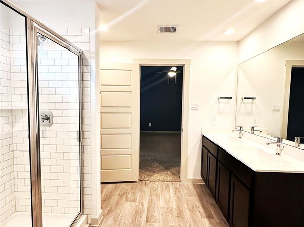 2905 Chase Cross Lane, Houston TX 77047