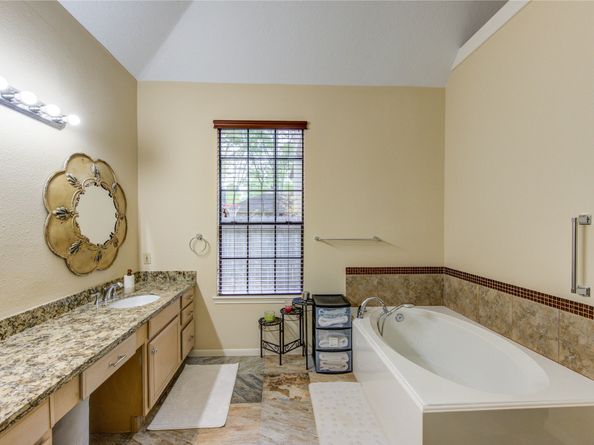 14 Treestar Place, Spring TX 77381