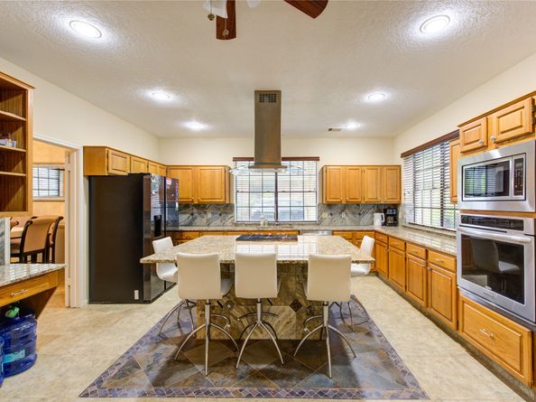14 Treestar Place, Spring TX 77381