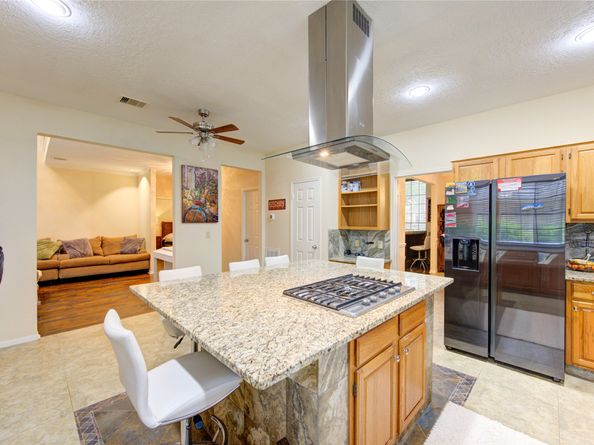 14 Treestar Place, Spring TX 77381