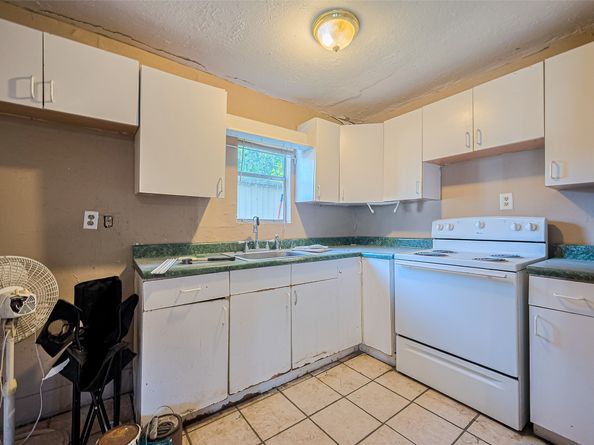 2416 Cumberland Street, Houston TX 77023