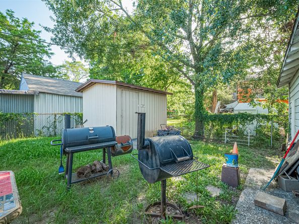 2416 Cumberland Street, Houston TX 77023