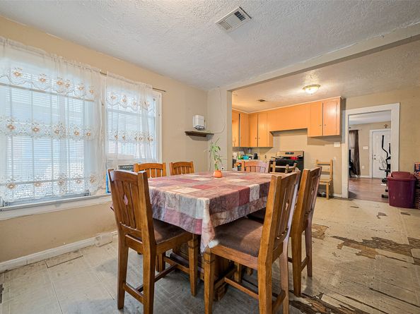 2416 Cumberland Street, Houston TX 77023
