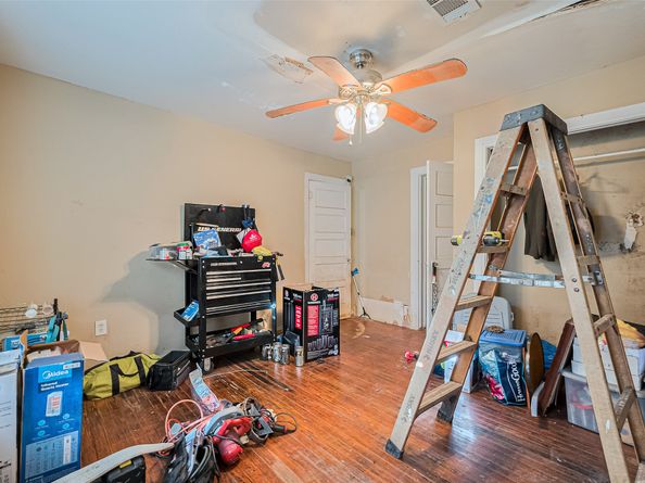 2416 Cumberland Street, Houston TX 77023