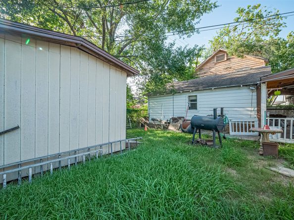 2416 Cumberland Street, Houston TX 77023