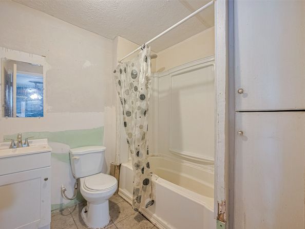 2416 Cumberland Street, Houston TX 77023
