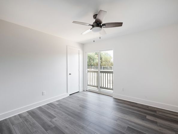 2829 Timmons Lane 206, Houston TX 77027
