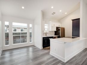 2829 Timmons Lane 206, Houston TX 77027