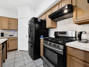7918 Anza Circle, Houston TX 77012