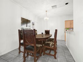 7918 Anza Circle, Houston TX 77012