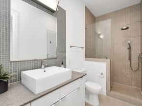 207 Pierce Street 301, Houston TX 77002