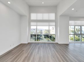 207 Pierce Street 301, Houston TX 77002