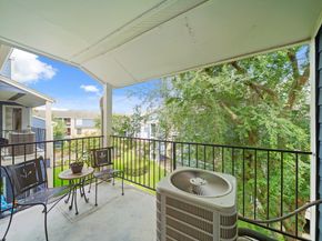 18519 Egret Bay Boulevard 1510, Webster TX 77058