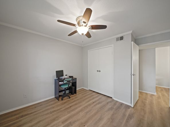 18519 Egret Bay Boulevard 1510, Webster TX 77058