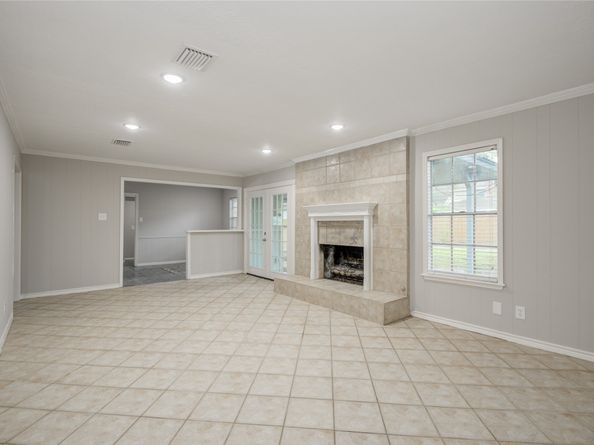 5330 Boyce Springs Drive, Houston TX 77066