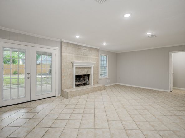 5330 Boyce Springs Drive, Houston TX 77066