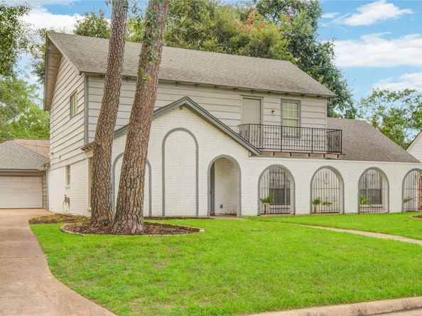 5330 Boyce Springs Drive, Houston TX 77066