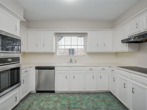 5330 Boyce Springs Drive, Houston TX 77066