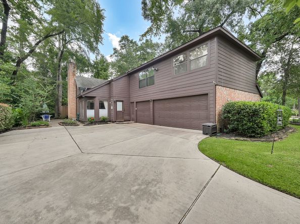 10610 Whisperwillow Place, The Woodlands TX 77380