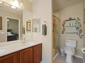 13600 Breton Ridge Street 36E, Houston TX 77070