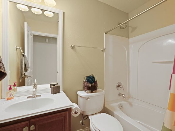 13600 Breton Ridge Street 36E, Houston TX 77070