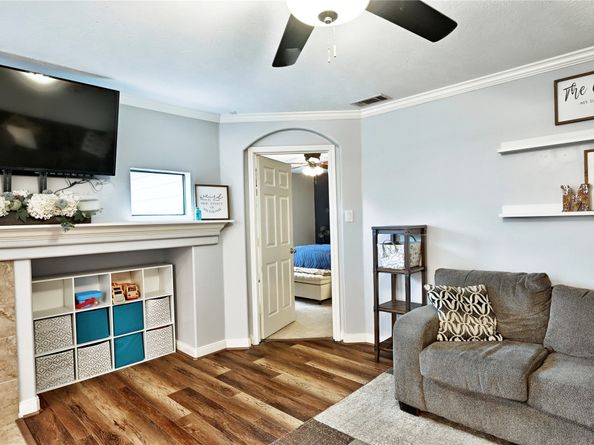 32106 Willow Creek Park, Conroe TX 77385