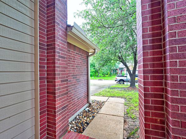 32106 Willow Creek Park, Conroe TX 77385