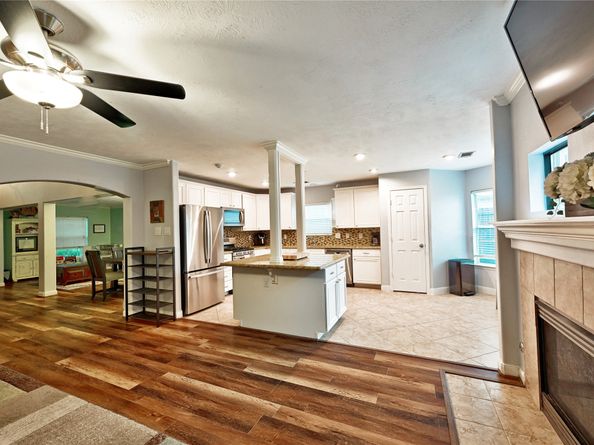 32106 Willow Creek Park, Conroe TX 77385