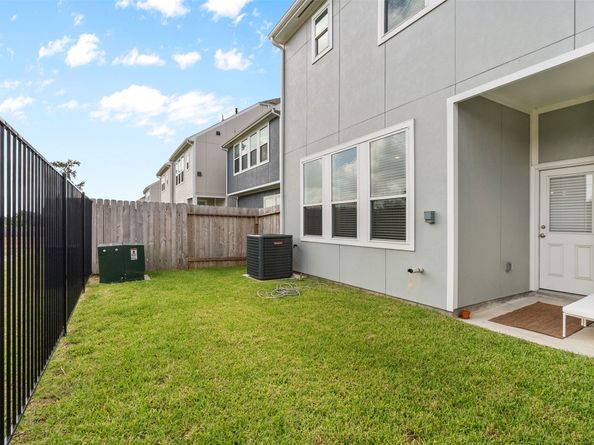 3207 Cedar Dawn Lane, Houston TX 77091