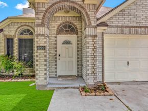 8222 Viny Ridge Drive, Houston TX 77083