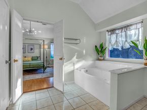 8222 Viny Ridge Drive, Houston TX 77083