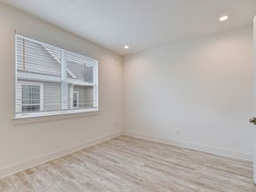 3512 Oak Forest Grove Drive, Houston TX 77018