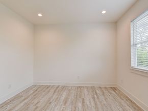 3512 Oak Forest Grove Drive, Houston TX 77018