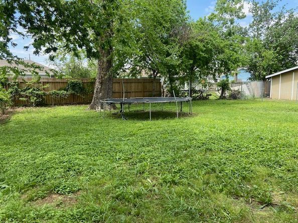 7307 Adelbert Street, Houston TX 77093
