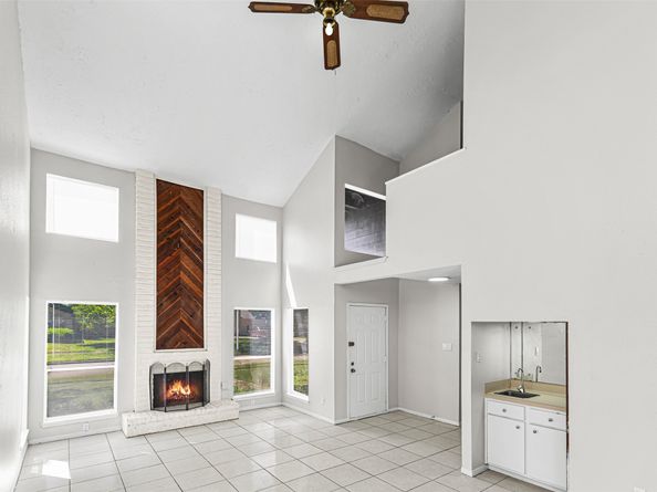8712 Covent Garden St Street, Houston TX 77031