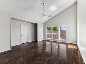 8712 Covent Garden St Street, Houston TX 77031