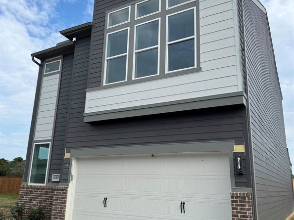16037 Hayes Park Drive, Houston TX 77079