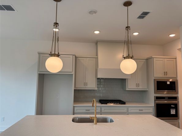 16037 Hayes Park Drive, Houston TX 77079