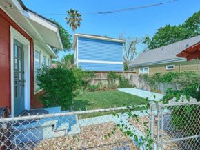 219 W 13th Street, Houston TX 77008