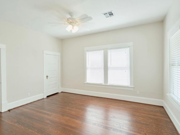 219 W 13th Street, Houston TX 77008