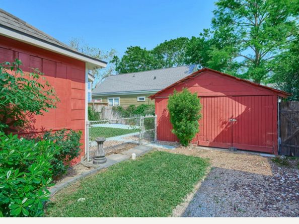 219 W 13th Street, Houston TX 77008