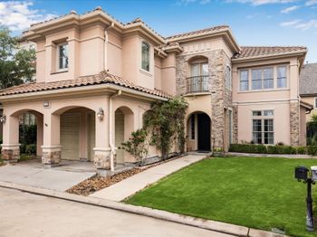 2727 Stuart Manor Manor